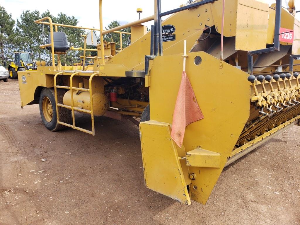 Etnyre Chip Spreader