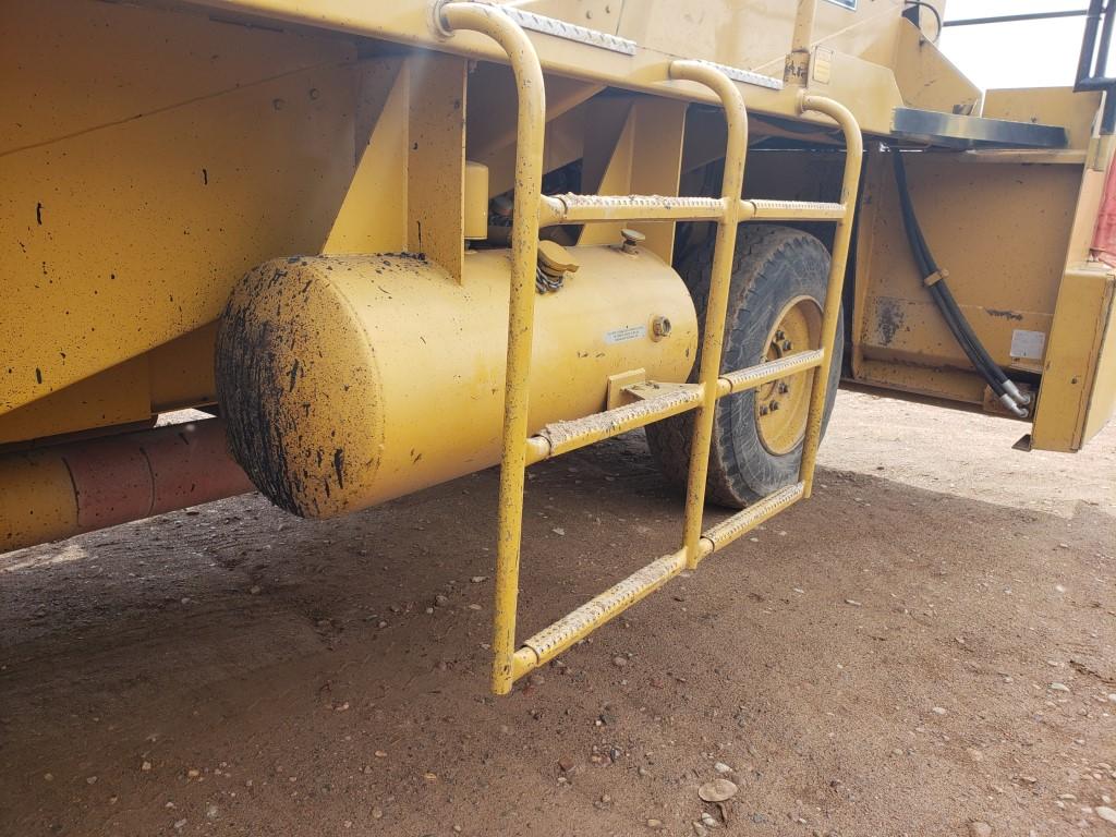 Etnyre Chip Spreader