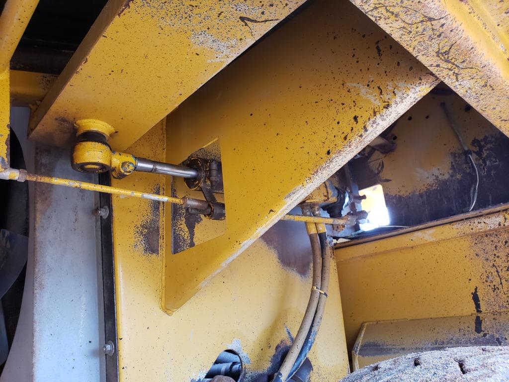 Etnyre Chip Spreader