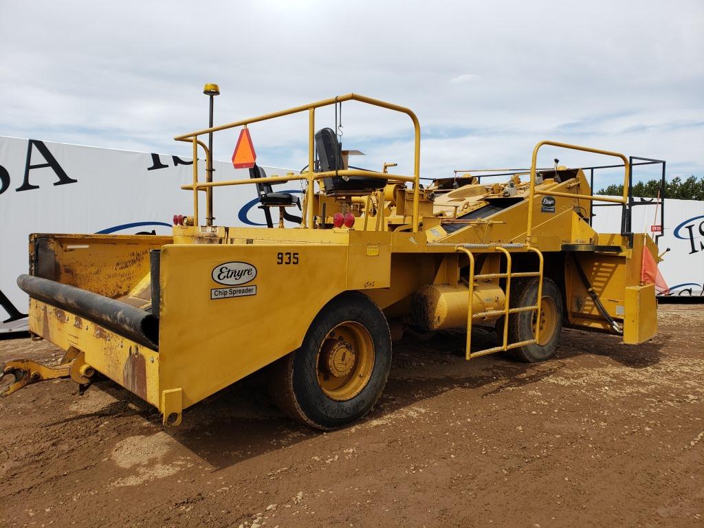 Etnyre Chip Spreader