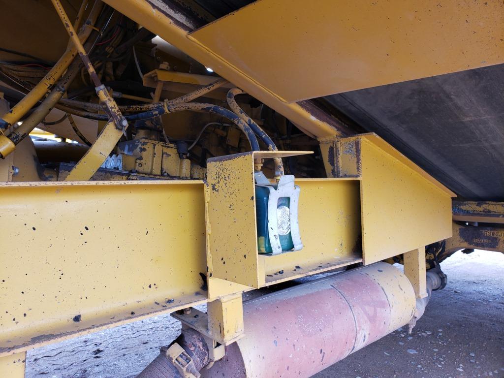 Etnyre Chip Spreader