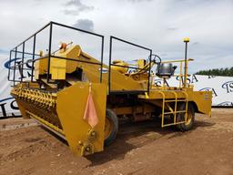 Etnyre Chip Spreader