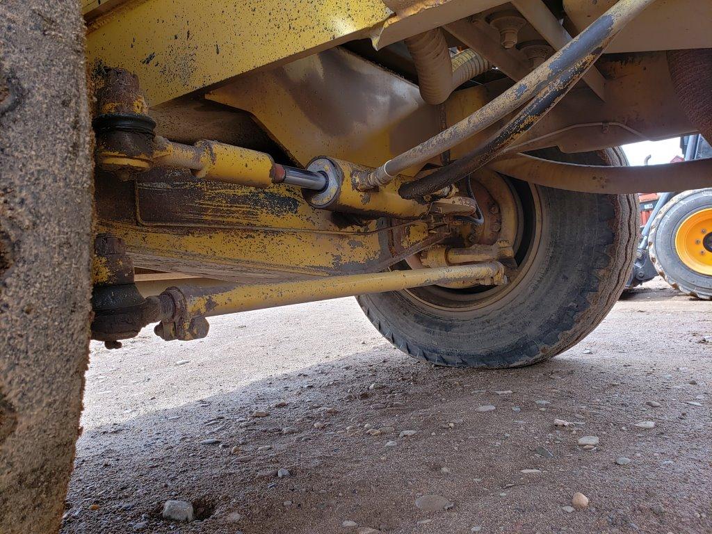 Etnyre Chip Spreader