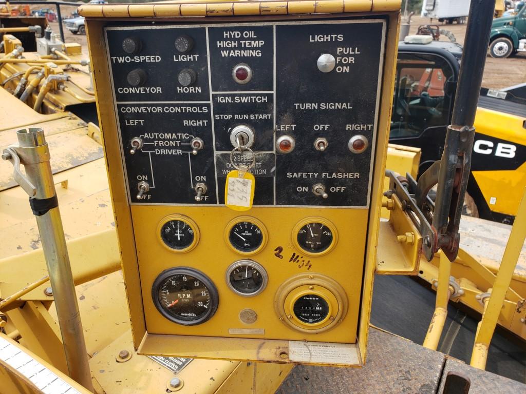 Etnyre Chip Spreader