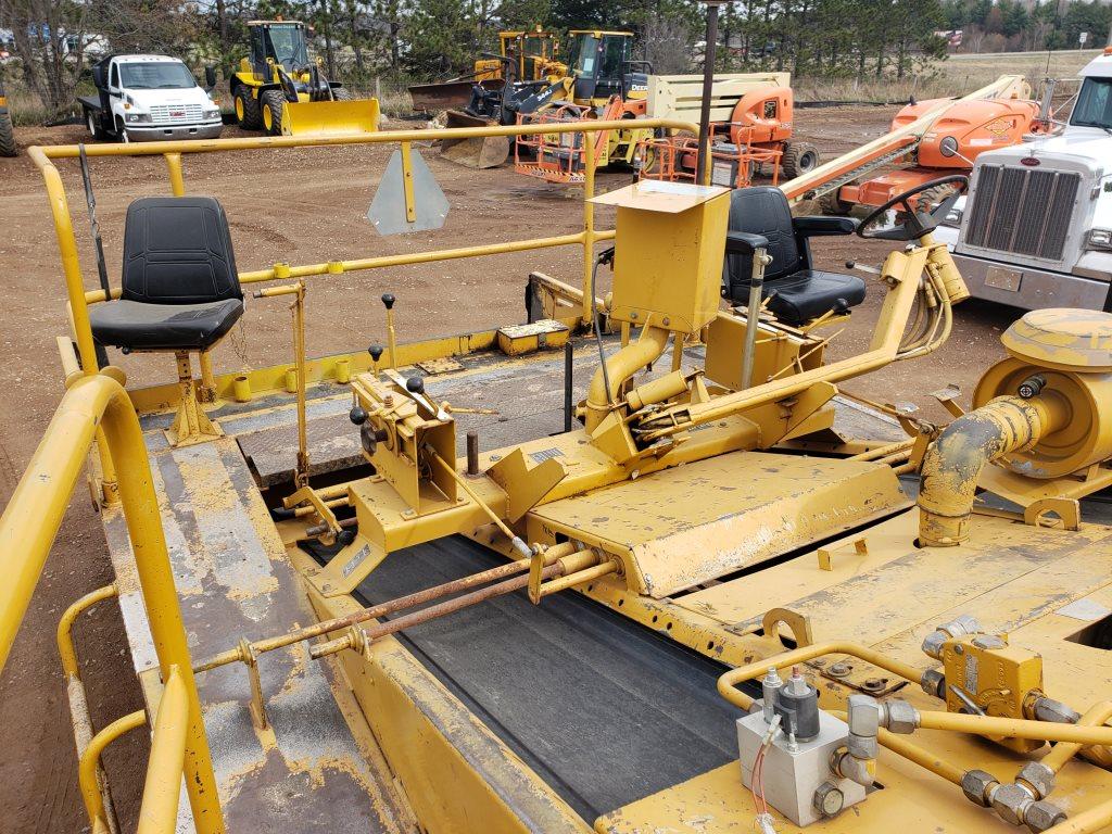 Etnyre Chip Spreader