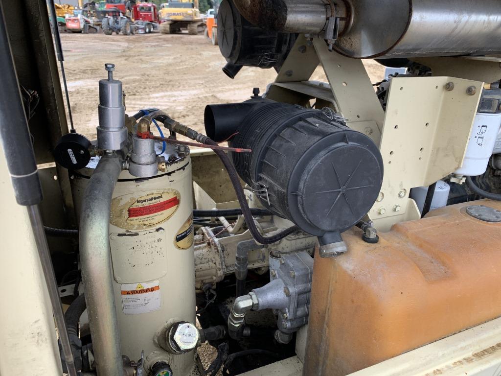 2002 Ingersoll Rand P185wir Air Compressor