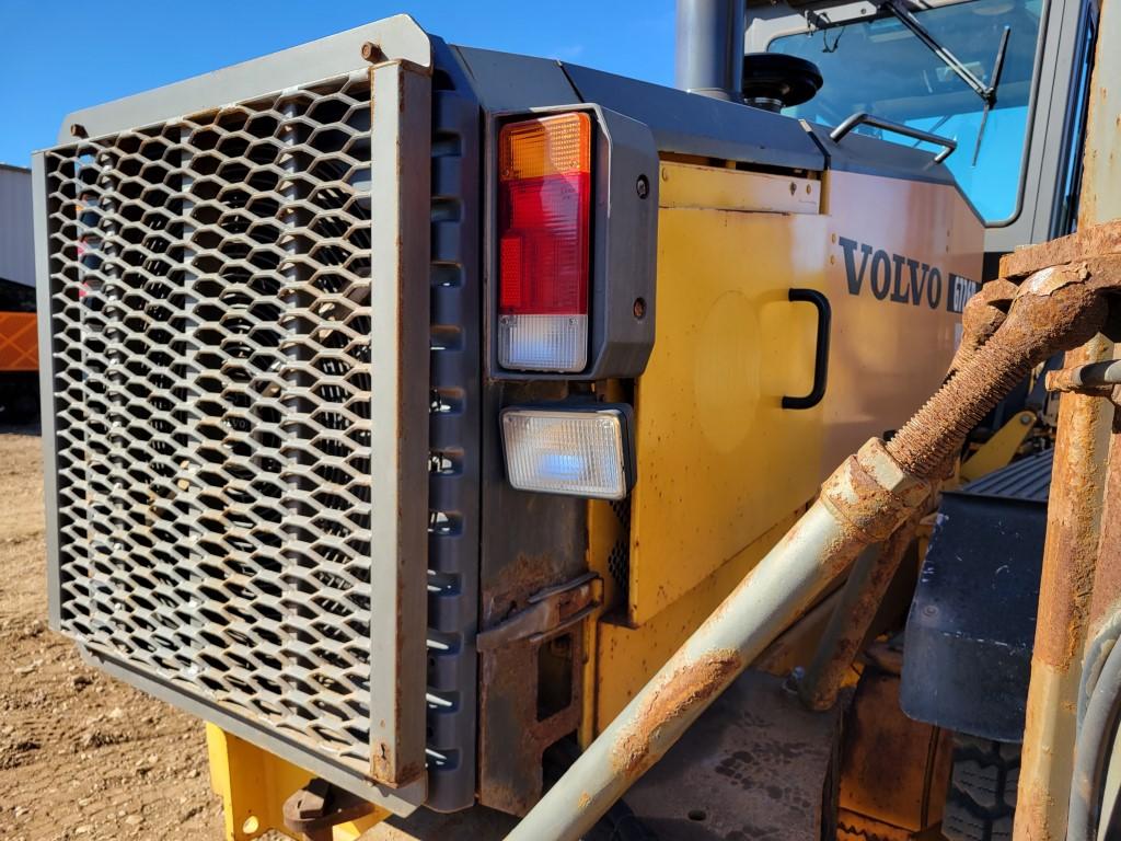 2003 Volvo G726b Grader