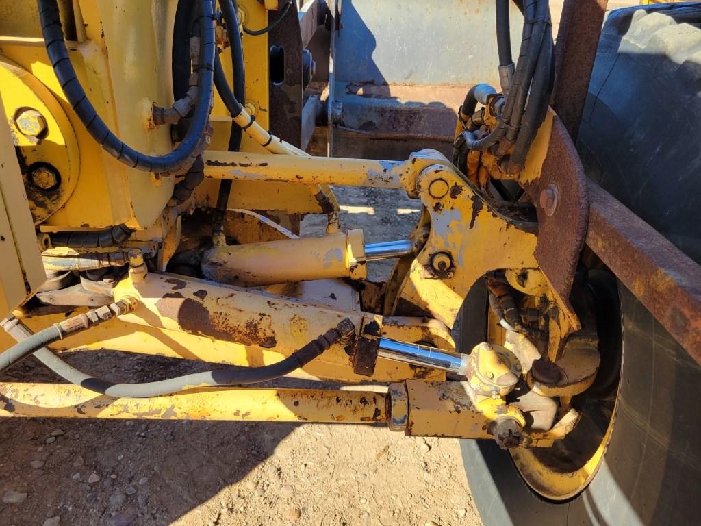 2003 Volvo G726b Grader