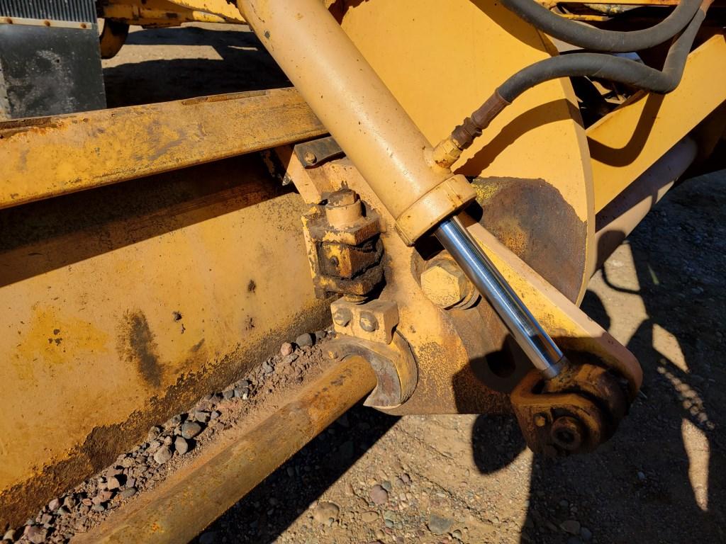 2003 Volvo G726b Grader