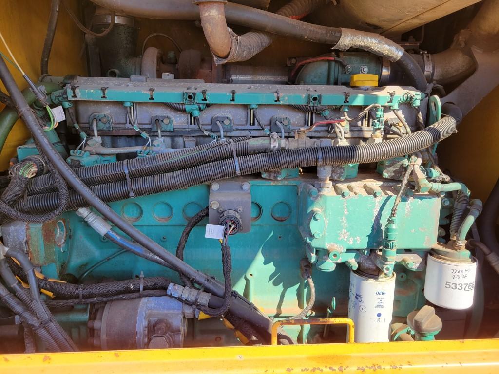 2003 Volvo G726b Grader
