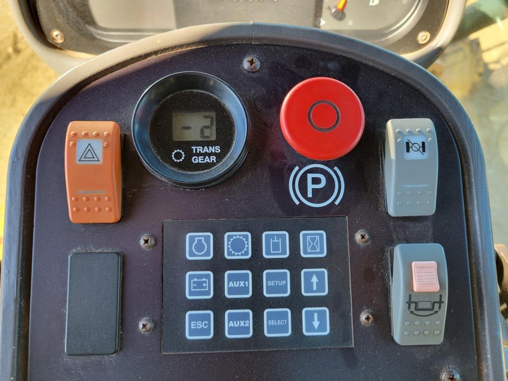 2003 Volvo G726b Grader