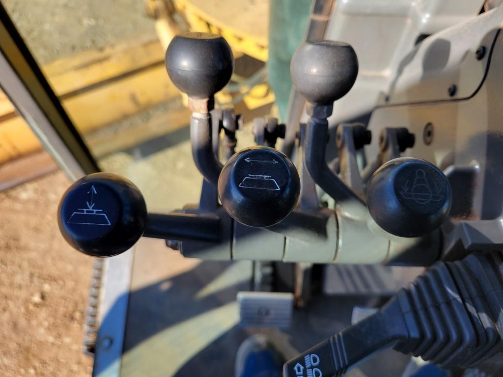 2003 Volvo G726b Grader