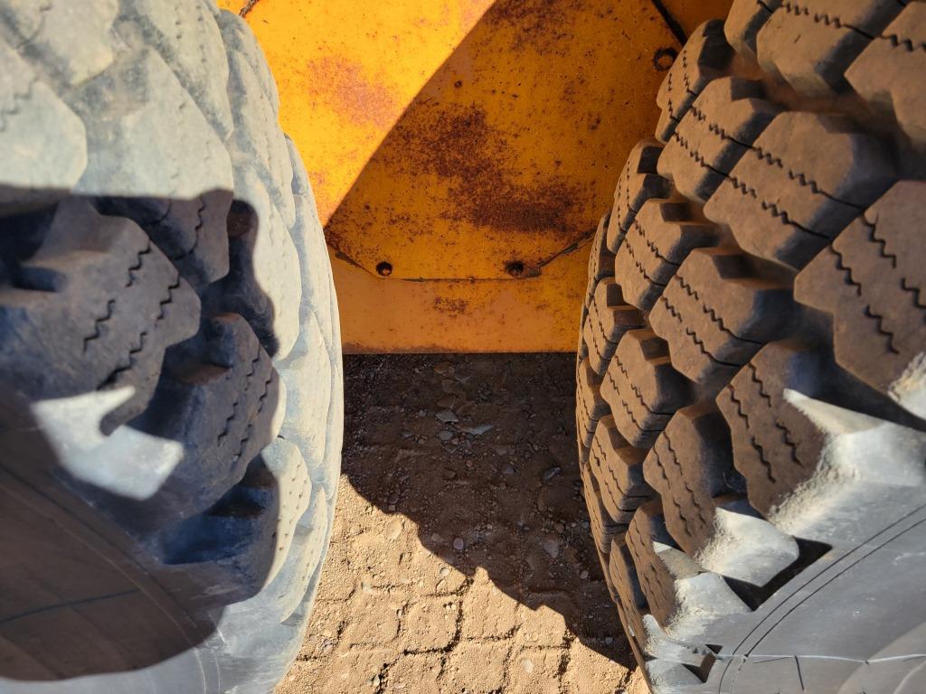 2003 Volvo G726b Grader