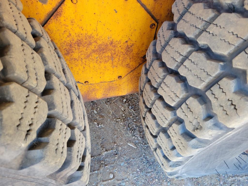 2003 Volvo G726b Grader