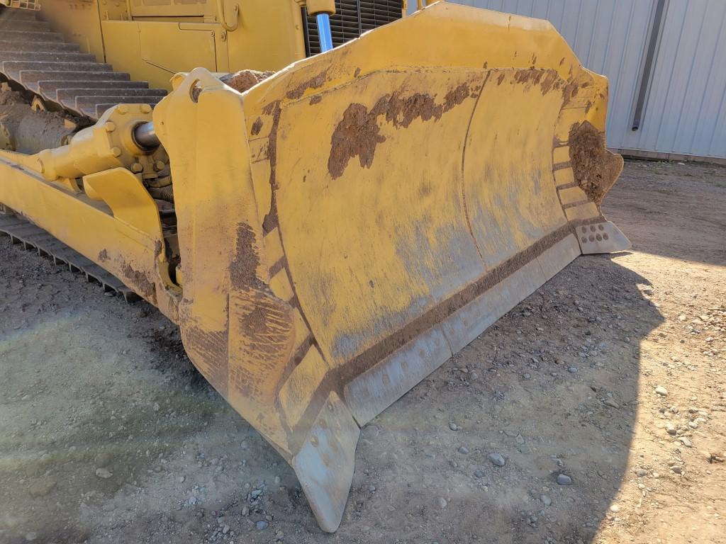 Caterpillar D8n Dozer