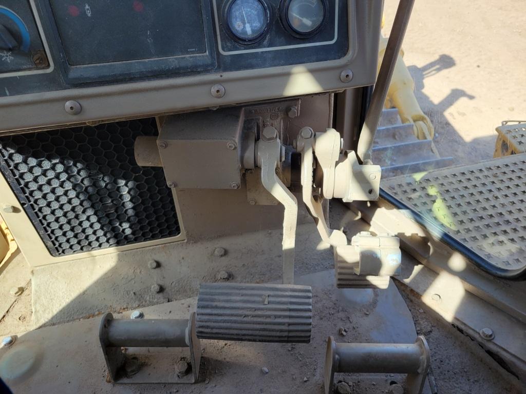 Caterpillar D8n Dozer