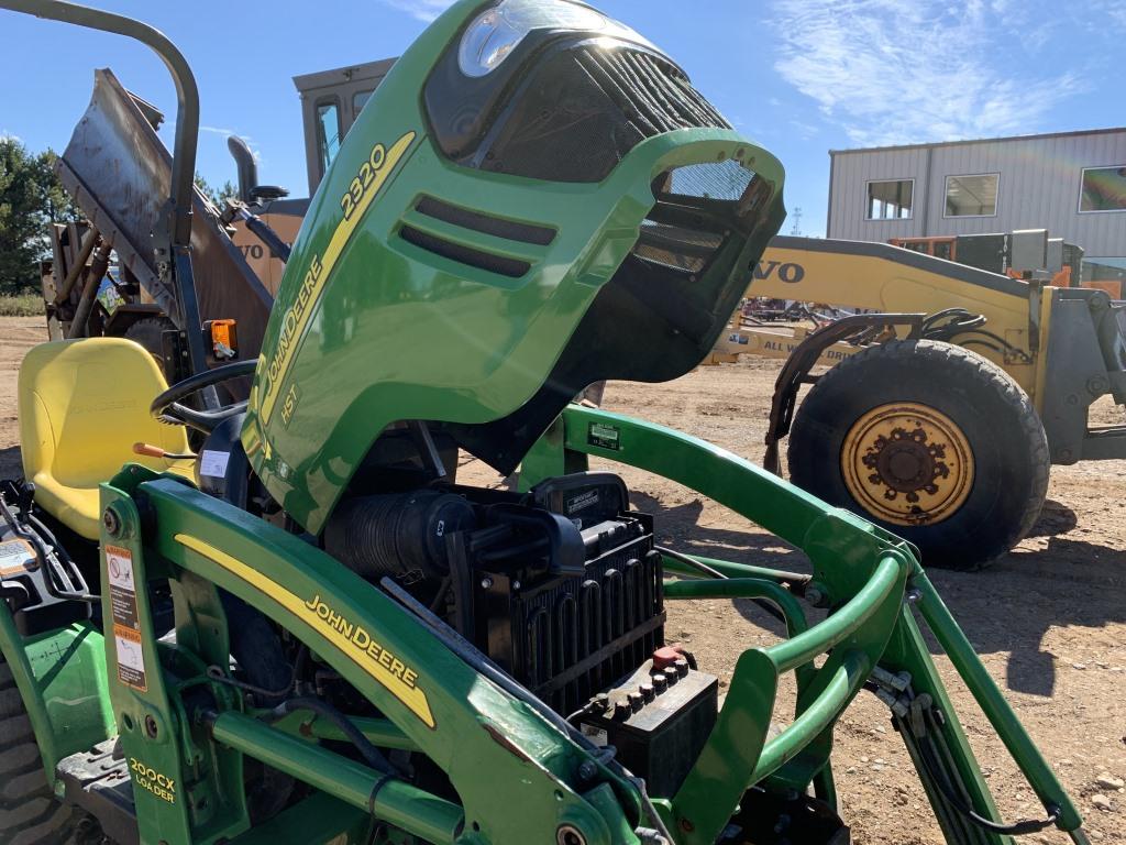 John Deere 2320 Hst Compact Loader Tractor