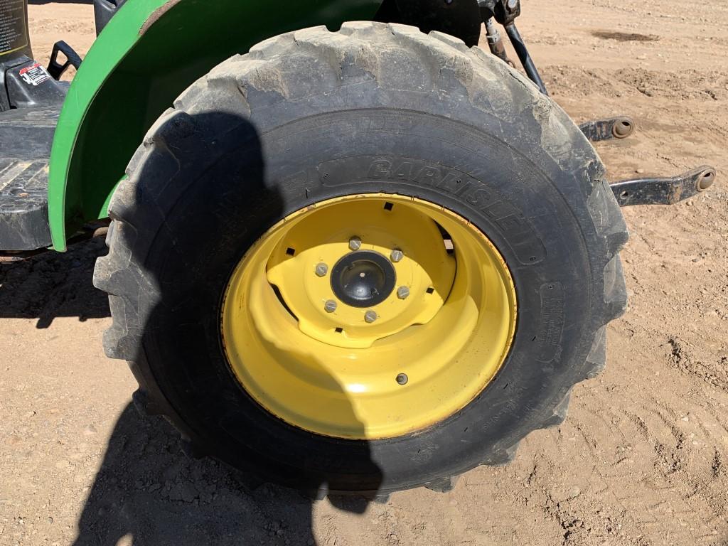 John Deere 2320 Hst Compact Loader Tractor
