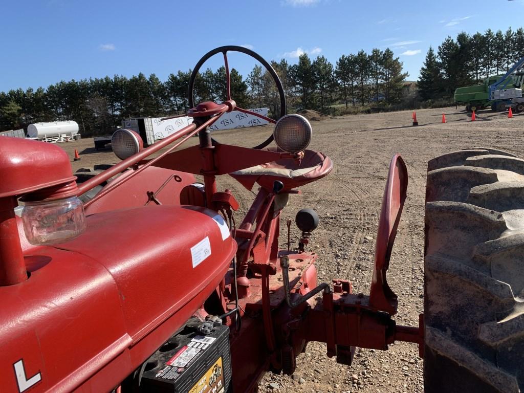 Farmall H Tractor