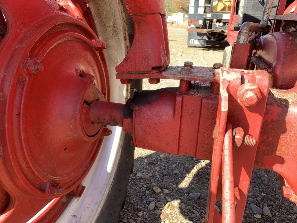 Farmall H Tractor