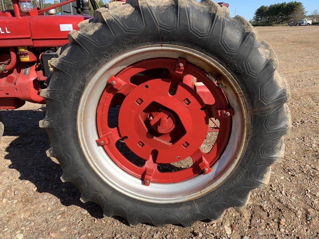 Farmall H Tractor