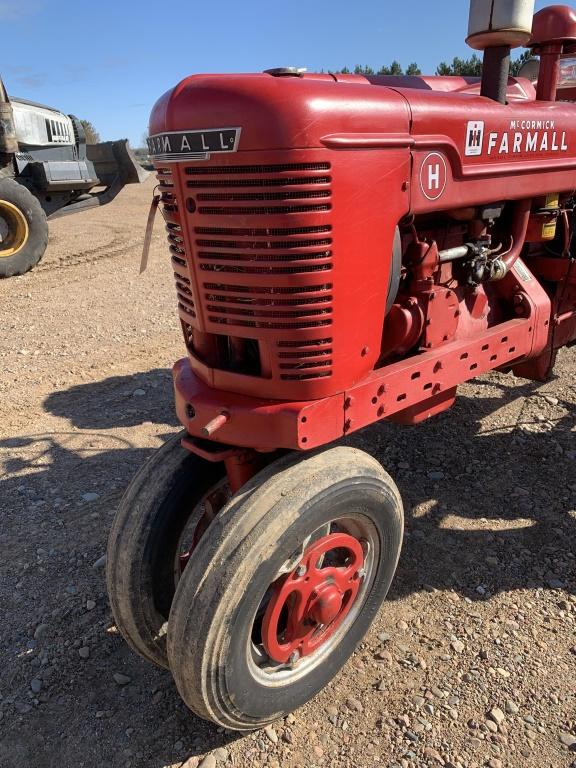 Farmall H Tractor