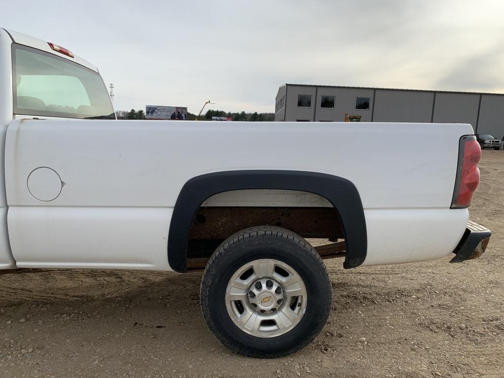 2007 Chevrolet Silverado 2500hd Pickup Truck