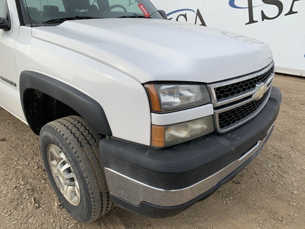 2007 Chevrolet Silverado 2500hd Pickup Truck