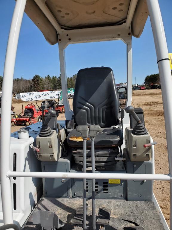 Takeuchi Tb135 Mini Excavator