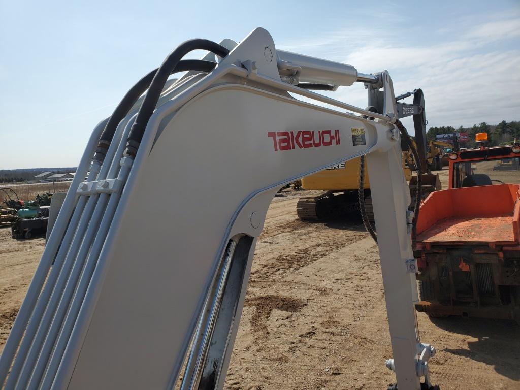Takeuchi Tb135 Mini Excavator
