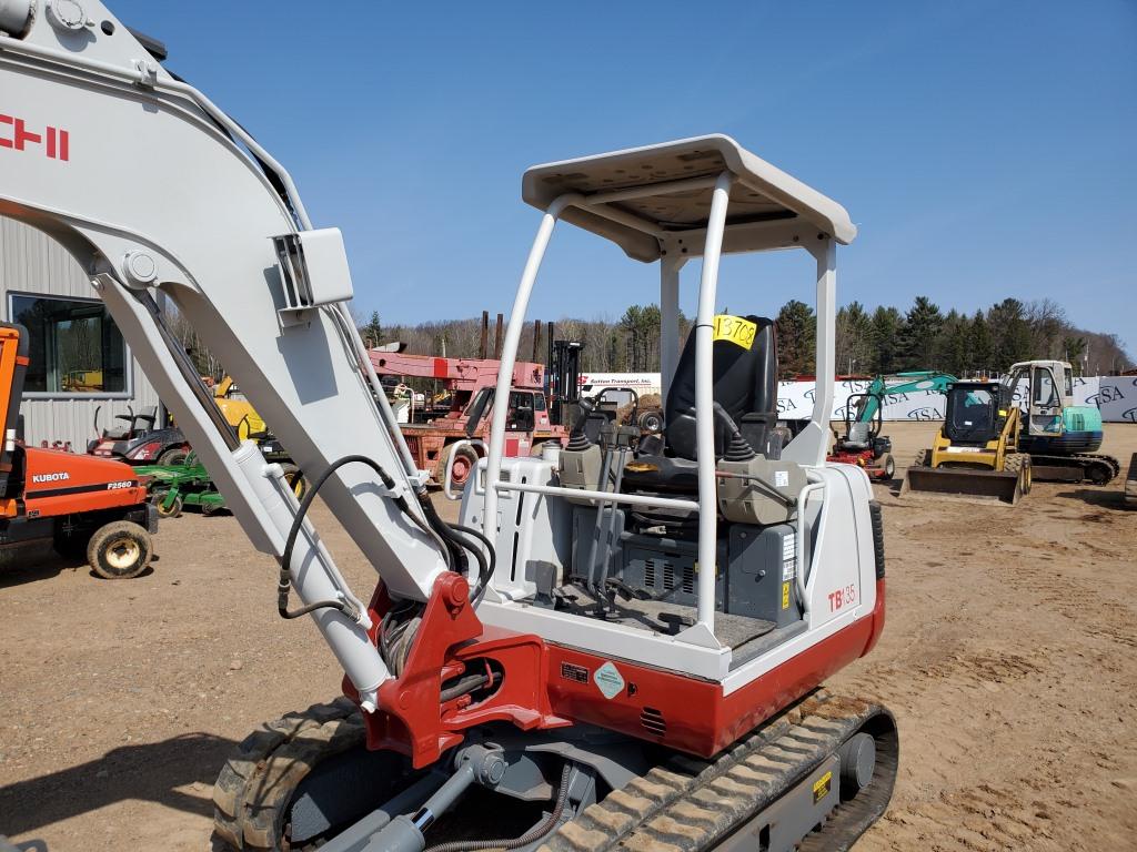 Takeuchi Tb135 Mini Excavator