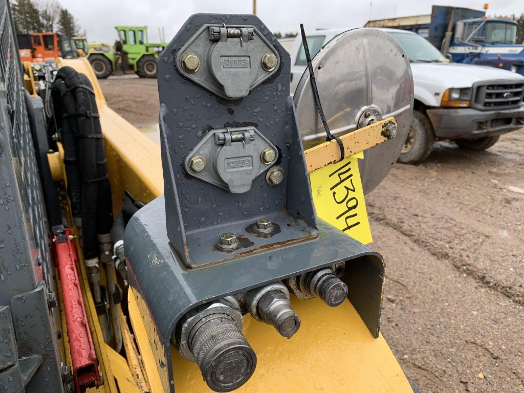 2017 Gehl V400 Skid Steer