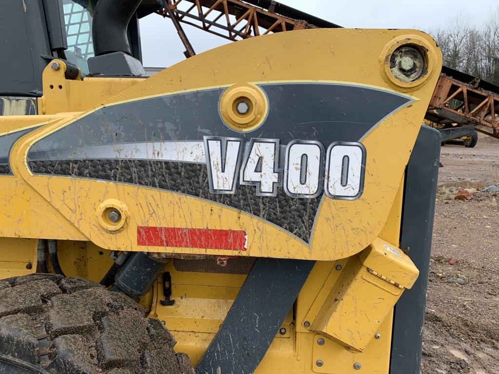 2017 Gehl V400 Skid Steer