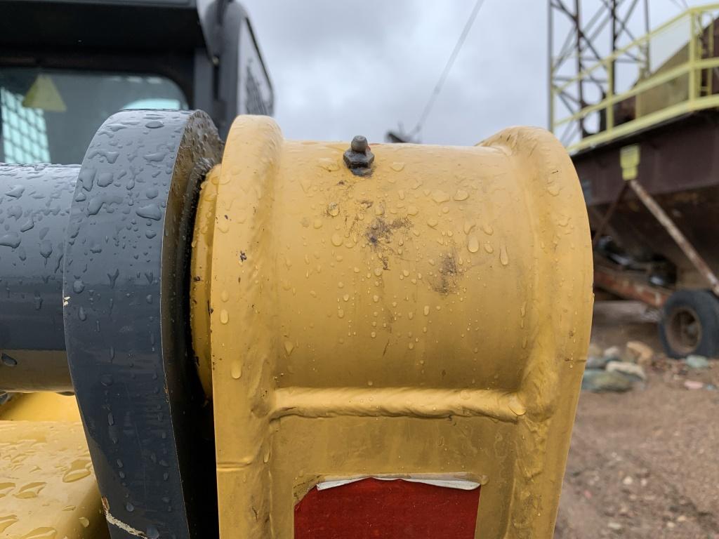 2017 Gehl V400 Skid Steer