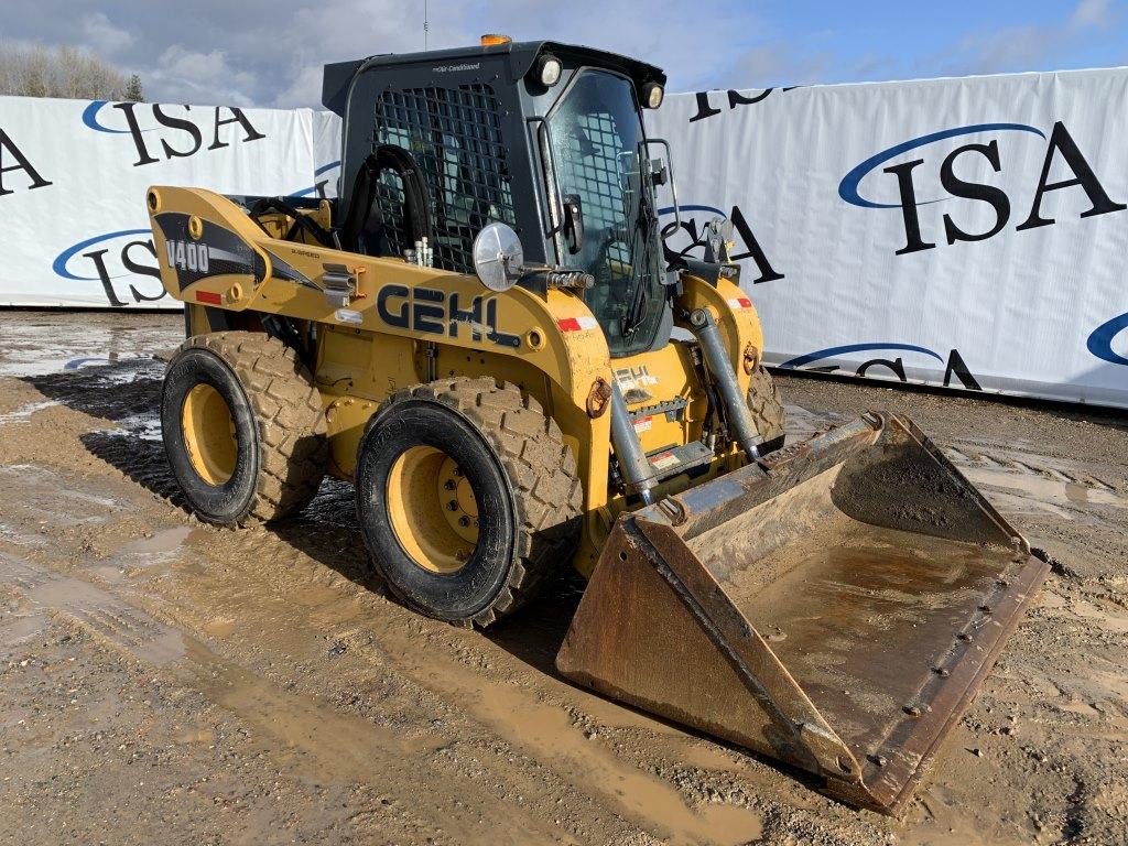 2017 Gehl V400 Skid Steer