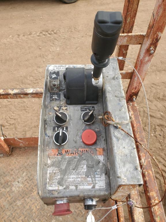Skyjack 7027 Scissors Lift