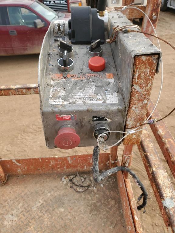 Skyjack 7027 Scissors Lift