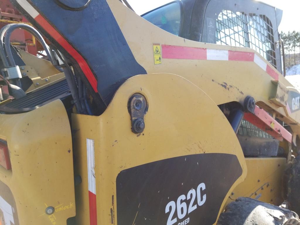 Caterpillar 262c Skid Steer