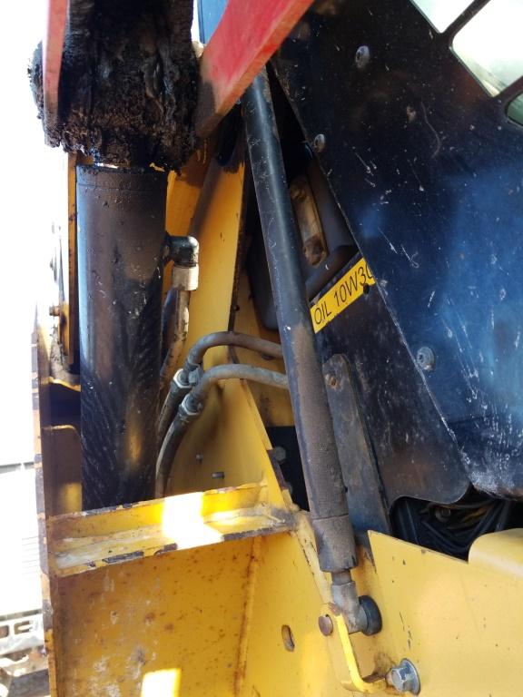 Caterpillar 262c Skid Steer
