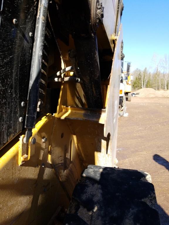 Caterpillar 262c Skid Steer