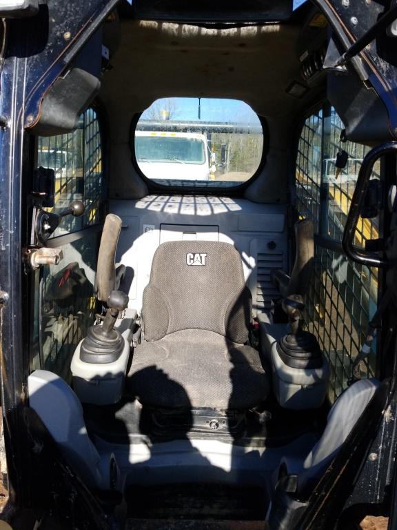 Caterpillar 262c Skid Steer