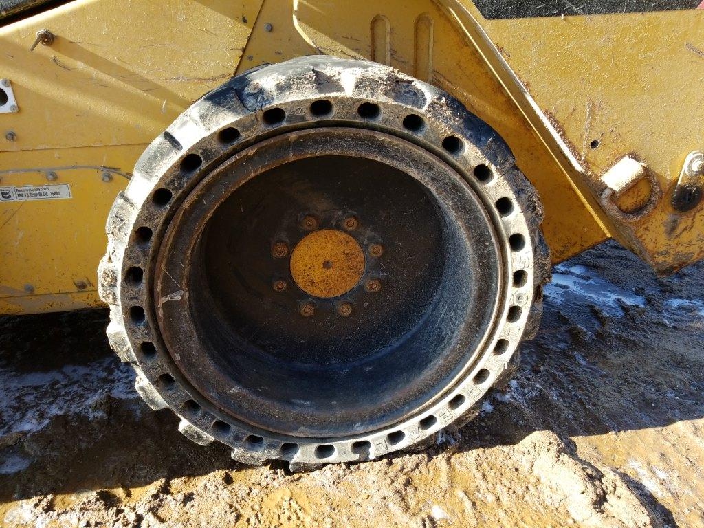 Caterpillar 262c Skid Steer
