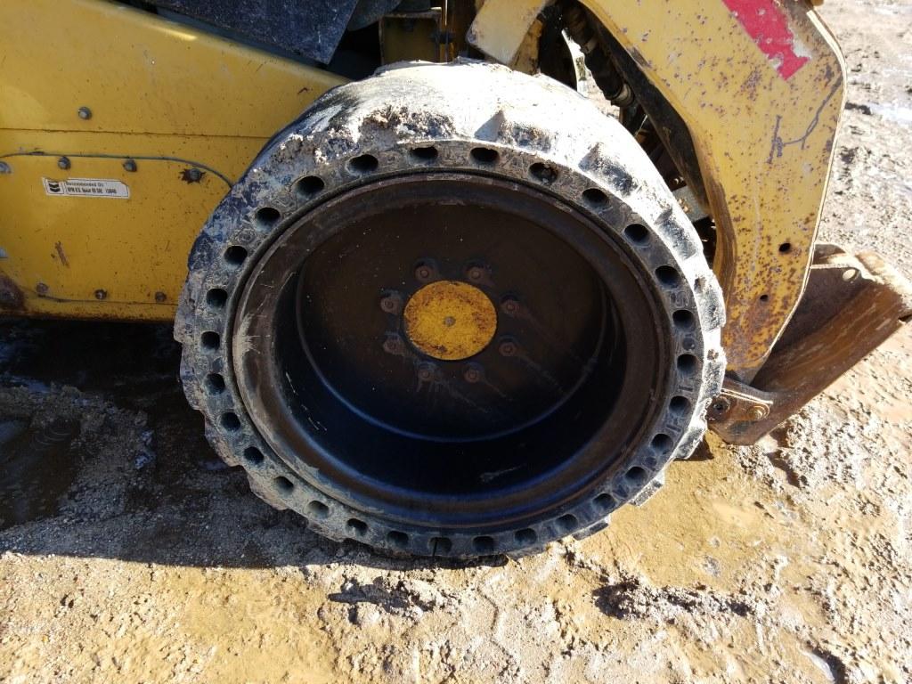 Caterpillar 262c Skid Steer