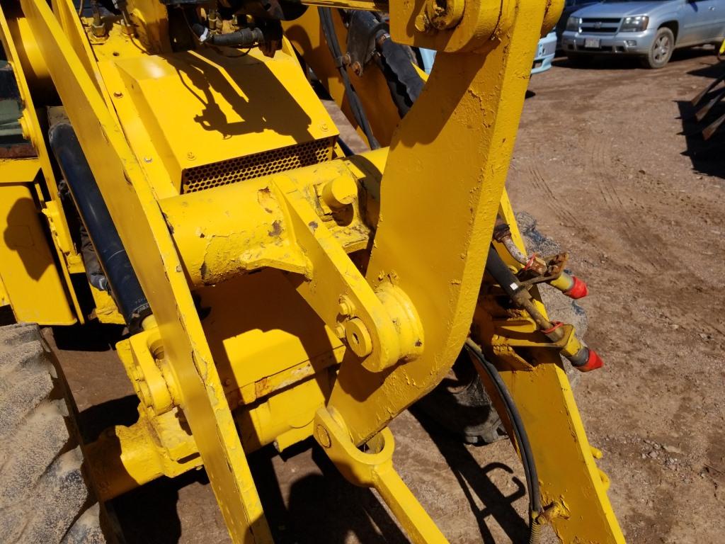Caterpillar 904b Wheel Loader