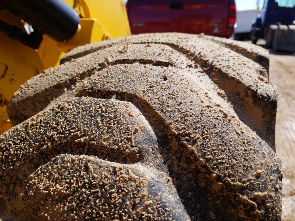 Caterpillar 904b Wheel Loader