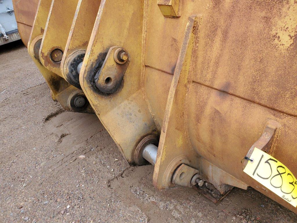 Caterpillar 966 Loader Bucket