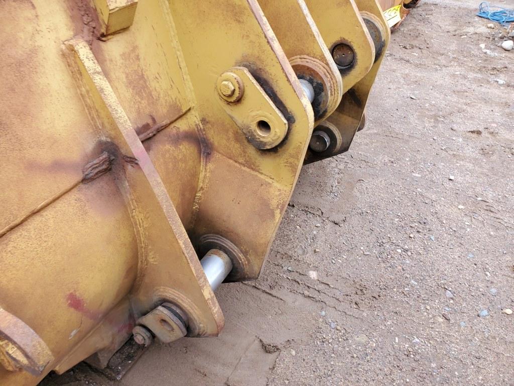 Caterpillar 966 Loader Bucket