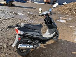 2021 Tongfu Yn50qt-8 Moped