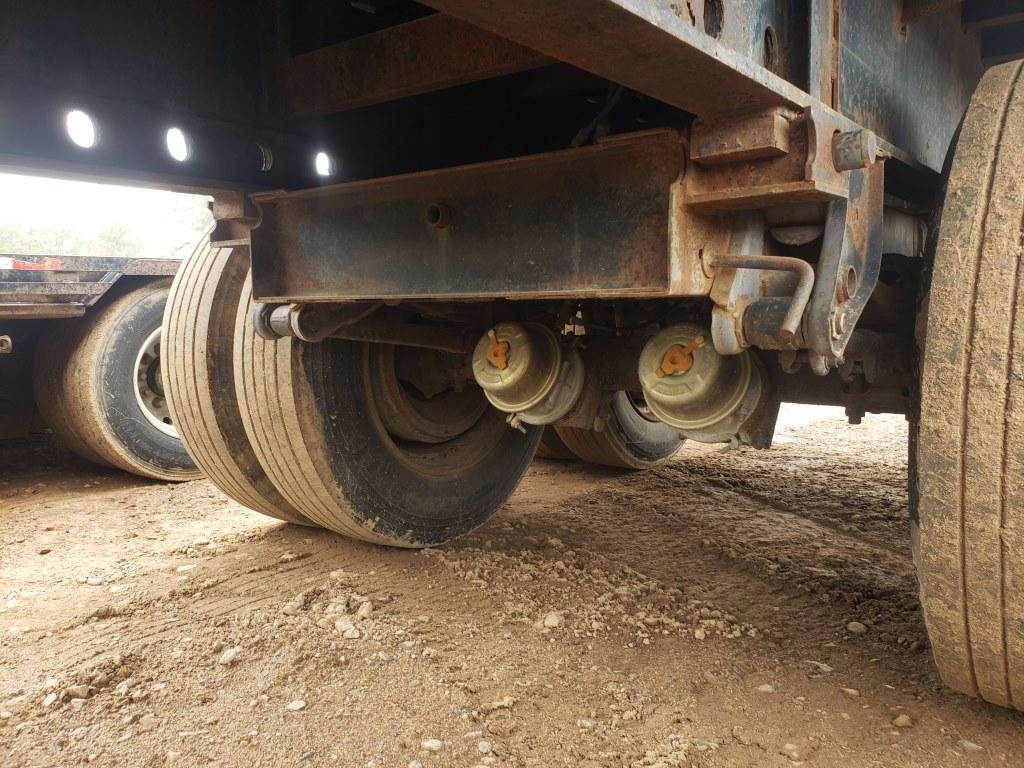 1986 Utility 45' Flatbed Trailer