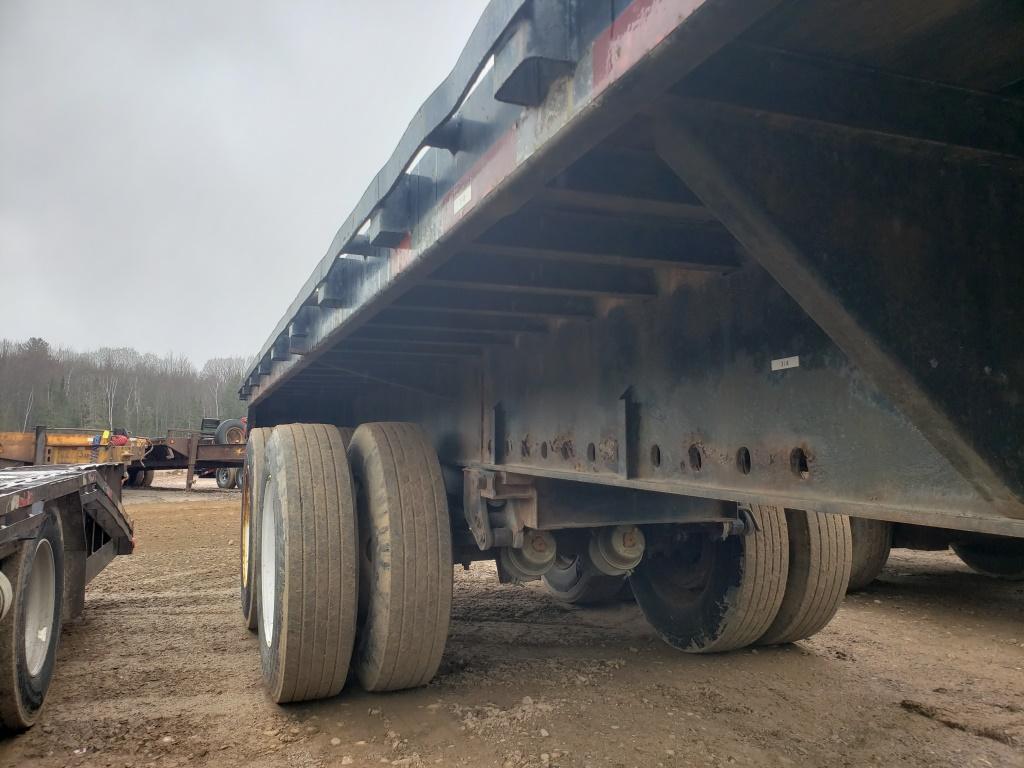 1986 Utility 45' Flatbed Trailer
